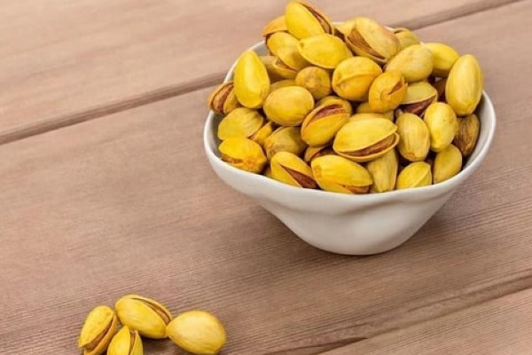 تصویر 4 از قیمت و خرید پسته اکبری زعفرانی + فروش ارزان